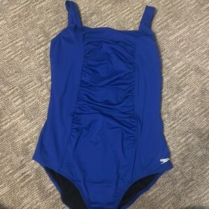 One piece speedo swimsuit! Size-22